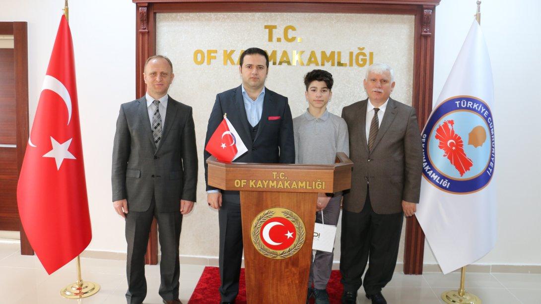 Of İmam Hatip Lisesi öğrencisi Burhan Sönmez  Türkiye 3.sü