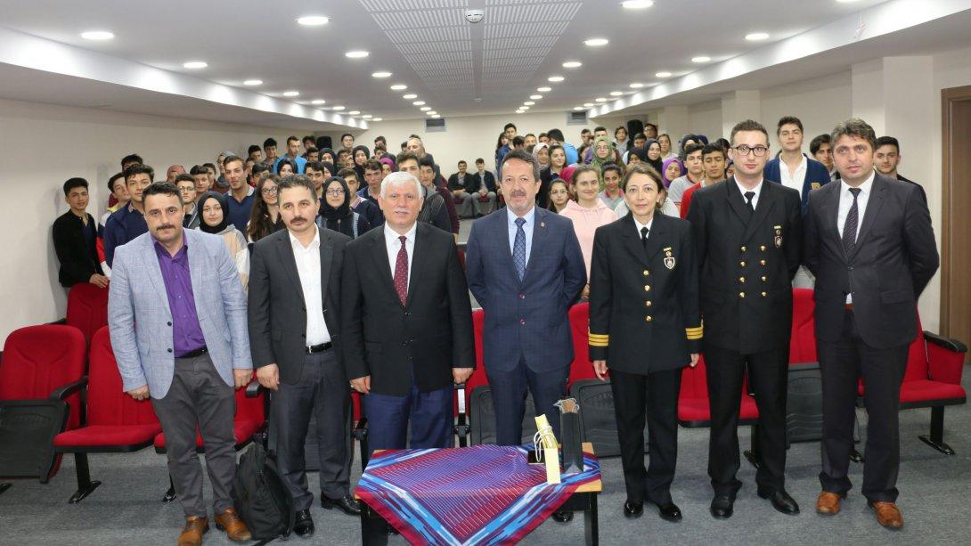 Milli Savunma Üniversitesi Of´ta kendini tanıttı