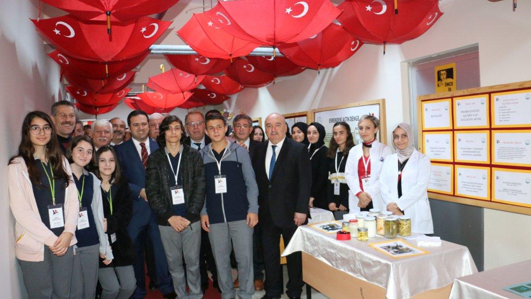 Şehit Necmi Çakır Anadolu Lisesi Öğrencilerinden  Bilim Fuarı 