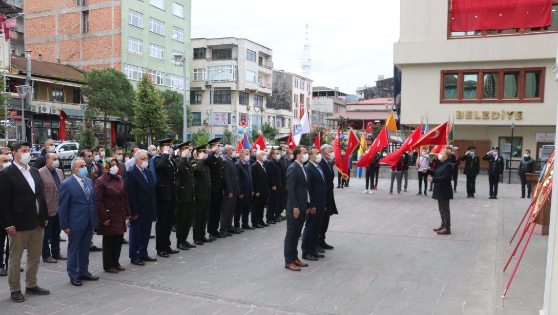 Atatürk ölümünün 82. yılında Of'ta anıldı