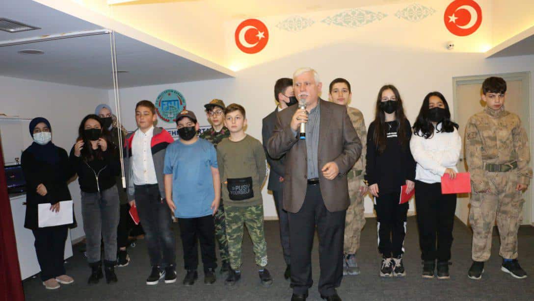 Fatih Sultan Mehmet Ortaokulunda Çanakkale Zaferi kutlandı