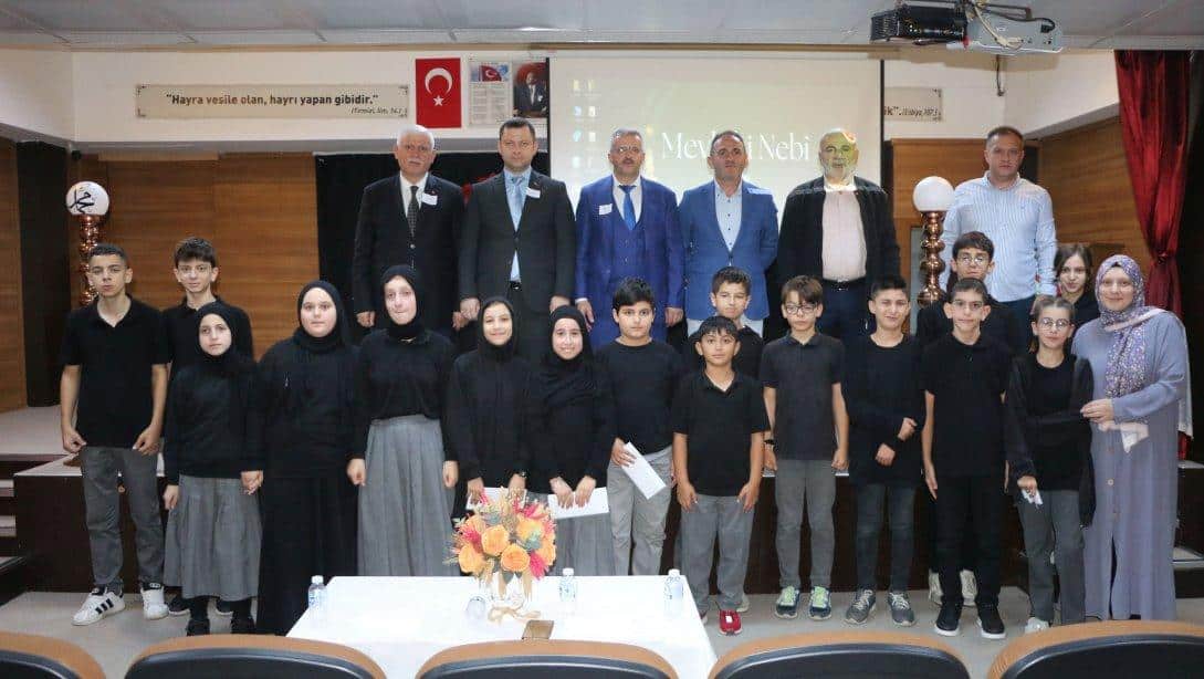  Ali Yeşilyurt İmam Hatip Ortaokulu öğrencileri  hem Peygamberimizi andı hem de  bilgi yarışmasında yarıştı