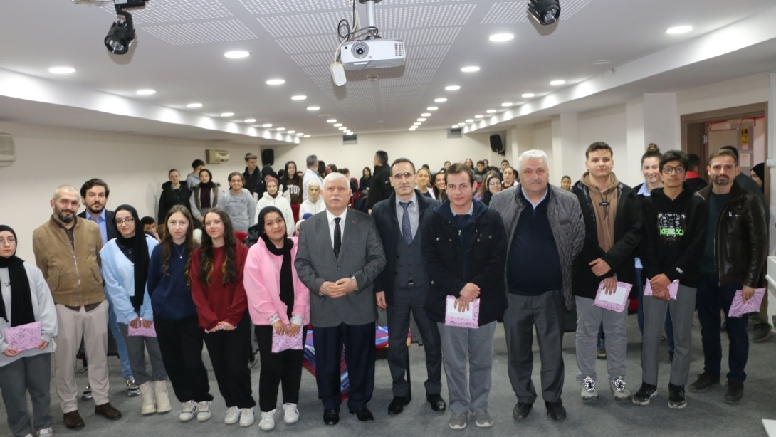 Şehit Necmi Çakır Anadolu Lisesi ve Mikdat Sarıalioğlu Ortaokulunda Dönem Sonu Etkinlikleri Heyecanı Yaşanıyor