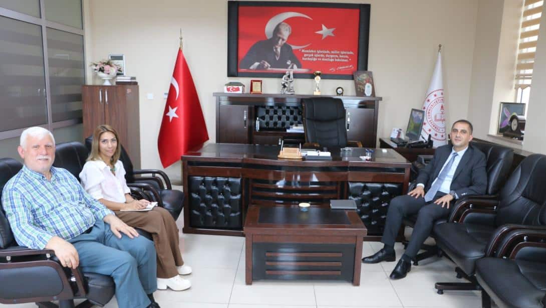 Kaymakam Akça  İlçe Milli Eğitim Müdürlüğünü ziyaret etti