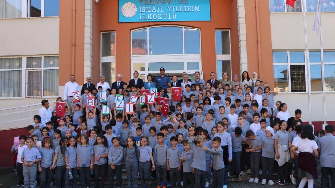 Of'ta İlköğretim Haftası kutlandı 