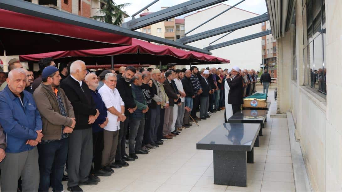 İlçe Milli Eğitim Müdürlüğü Personeli Yasemin Durna'nın acı günü